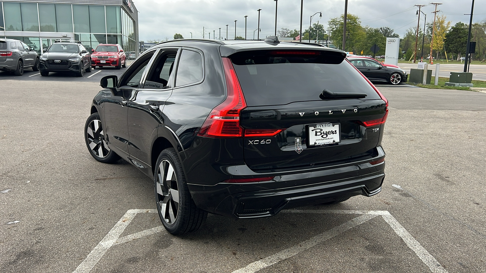 2025 Volvo XC60 Plug-In Hybrid T8 Plus 4