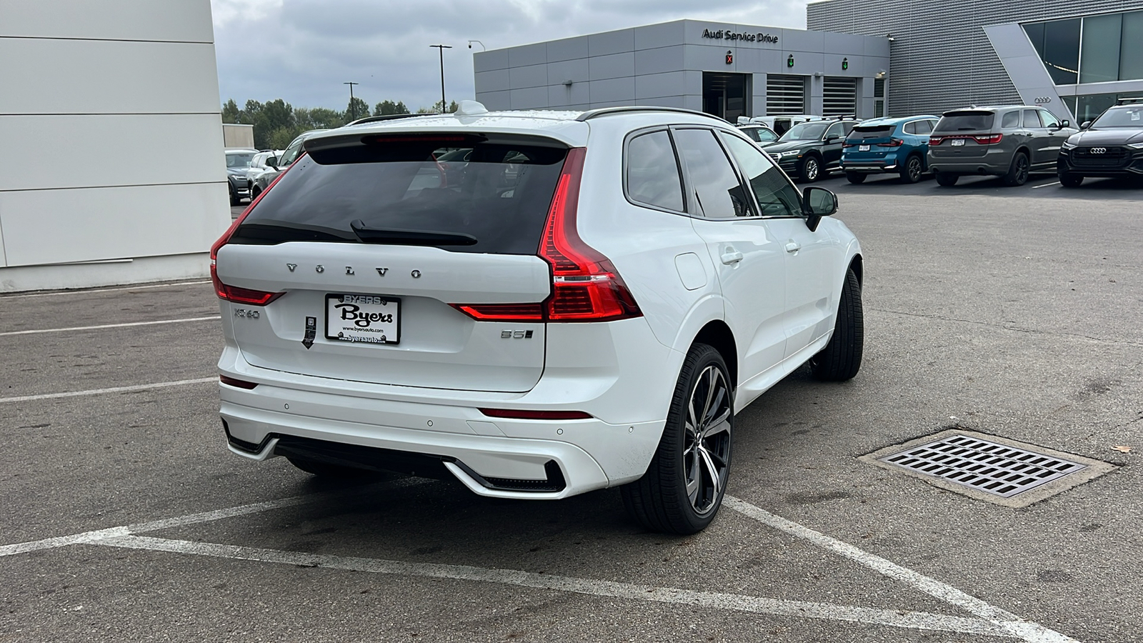 2025 Volvo XC60  3