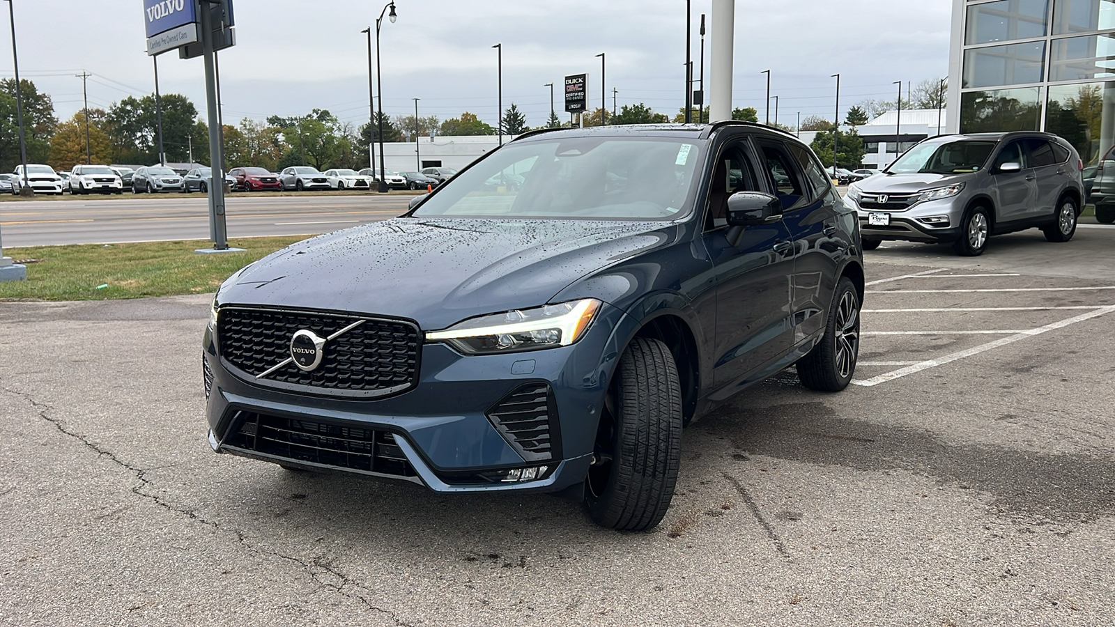 2025 Volvo XC60  6