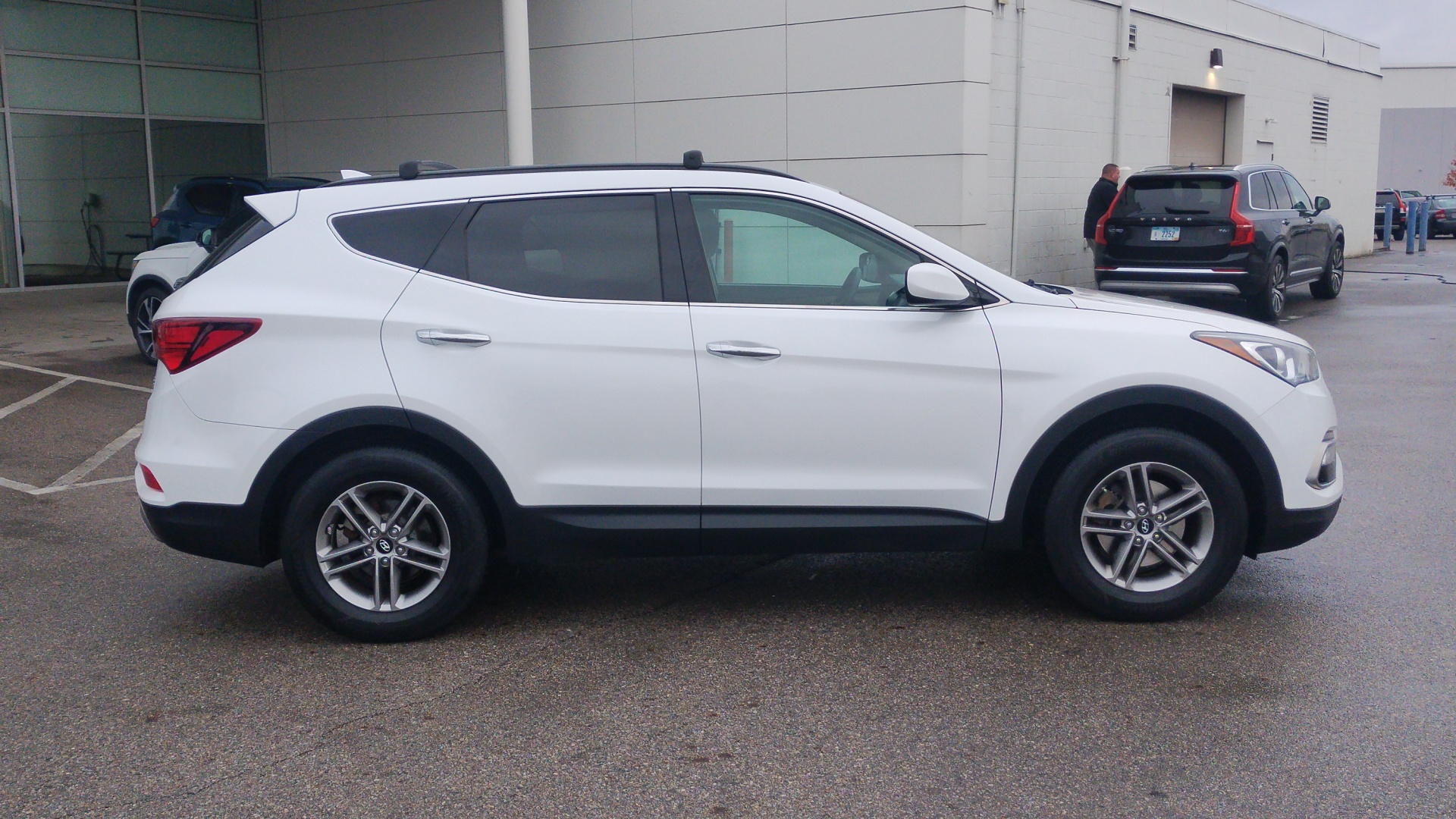 2017 Hyundai Santa Fe Sport 2.4 Base 2