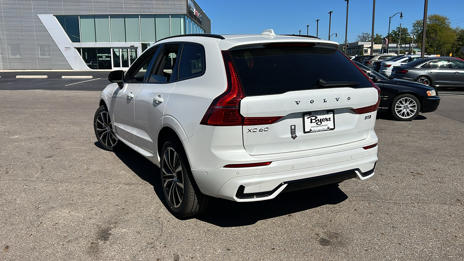 2025 Volvo XC60  4