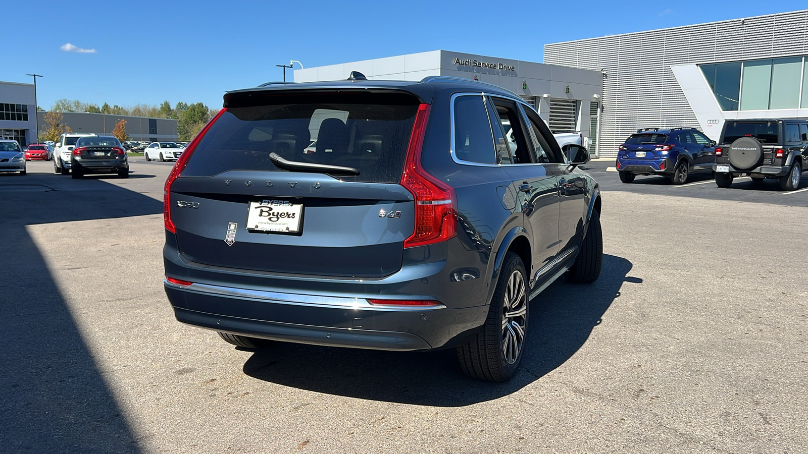 2025 Volvo XC90 B6 Plus 7-Seater 3