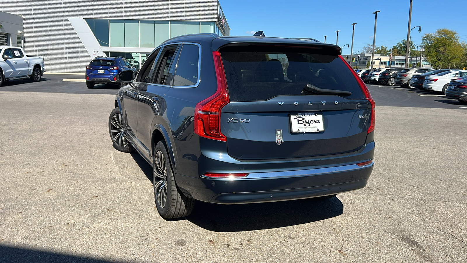 2025 Volvo XC90 B6 Plus 7-Seater 4