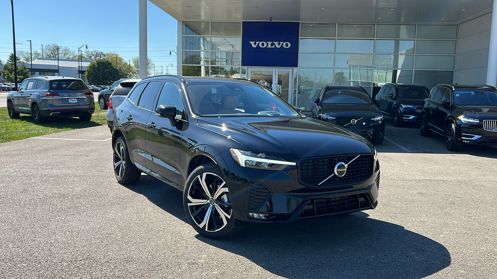 2025 Volvo XC60  1