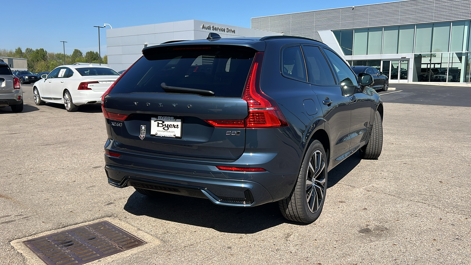 2025 Volvo XC60  3