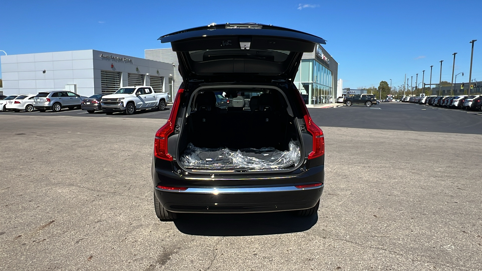 2025 Volvo XC90 B5 Plus 31