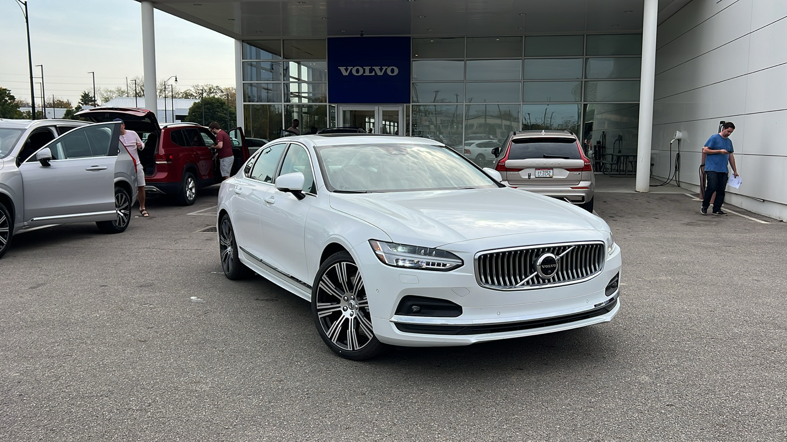 2025 Volvo S90 B6 Plus 1