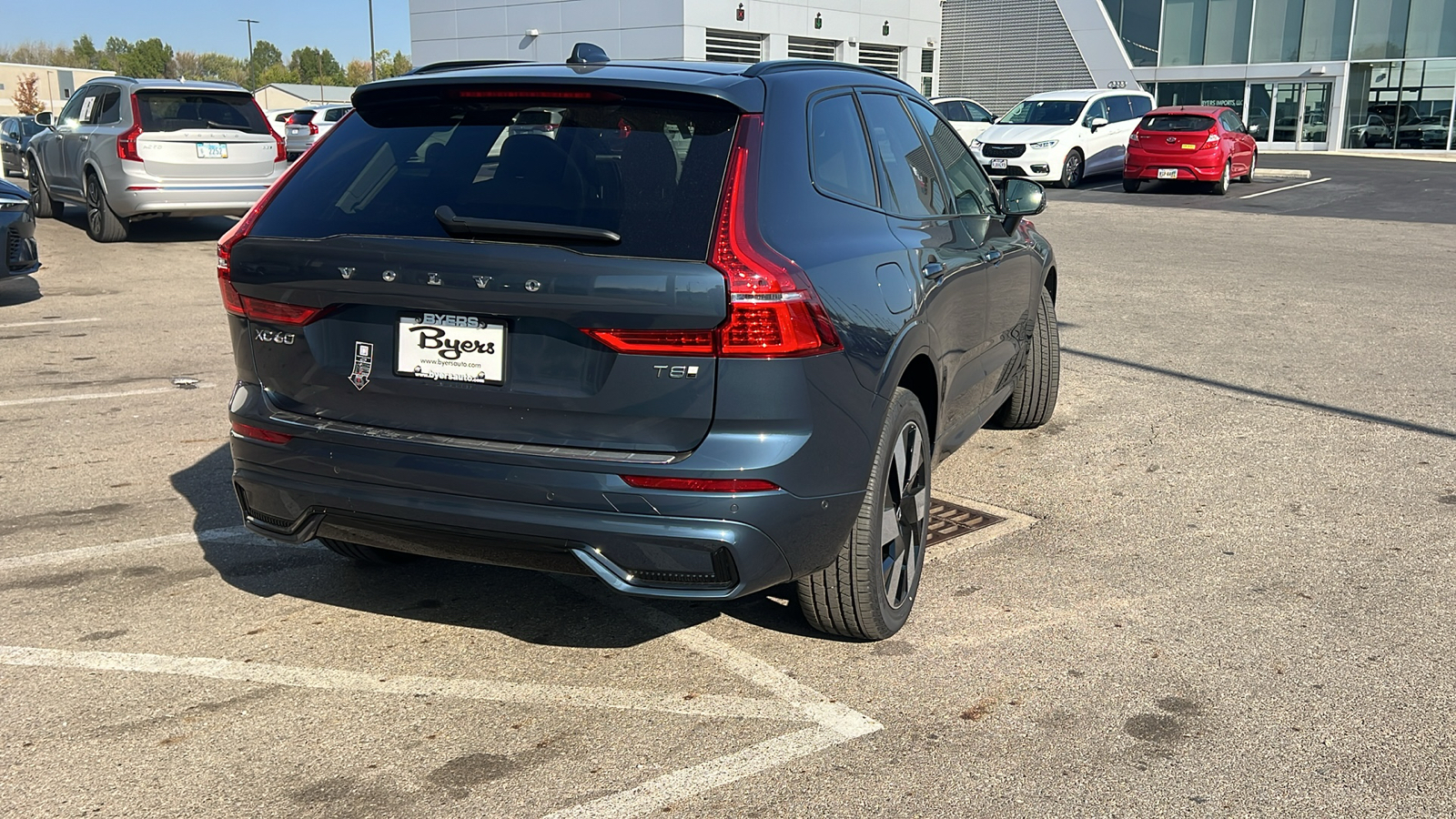 2025 Volvo XC60 Plug-In Hybrid T8 Plus 3