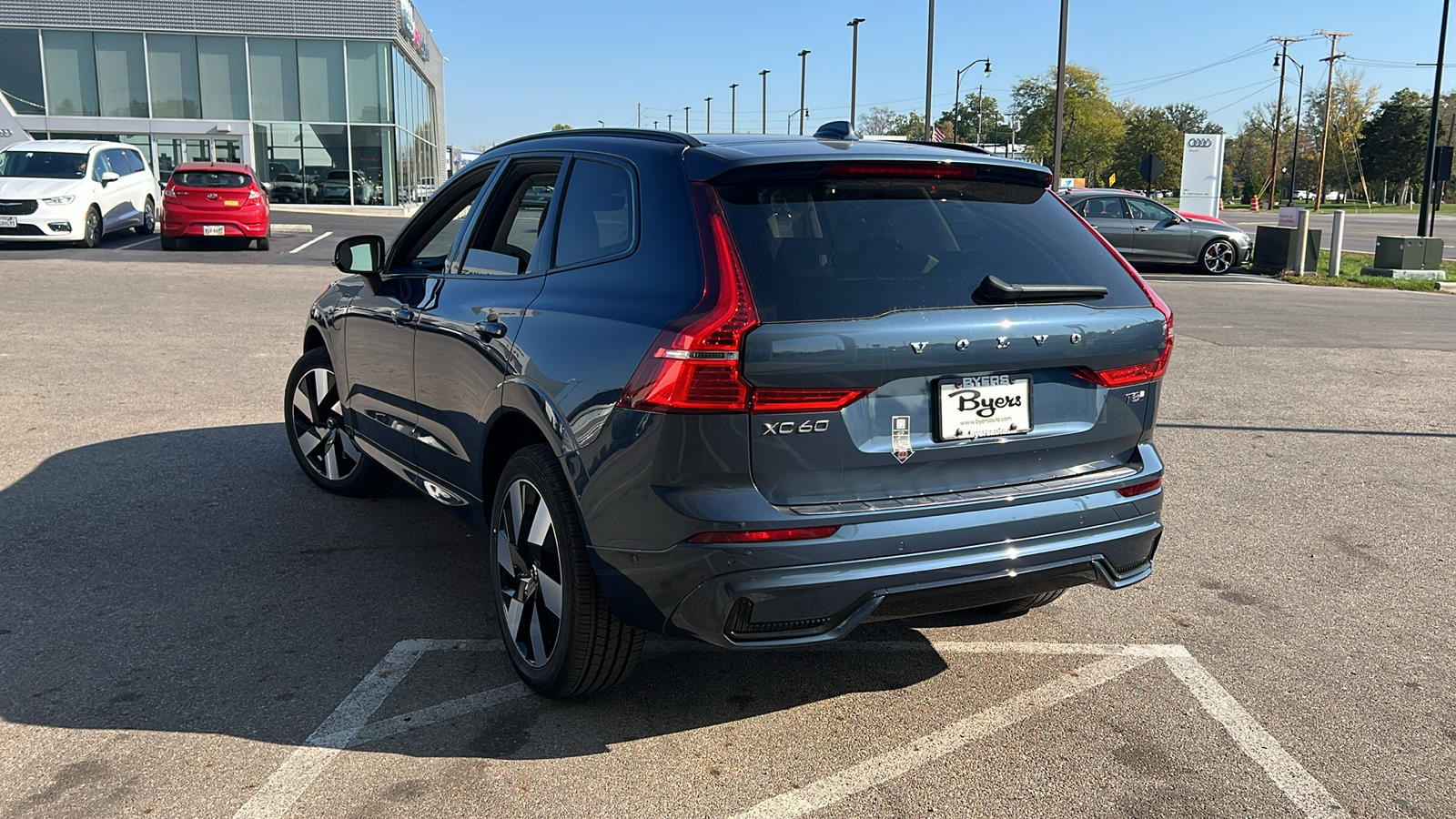 2025 Volvo XC60 Plug-In Hybrid T8 Plus 4