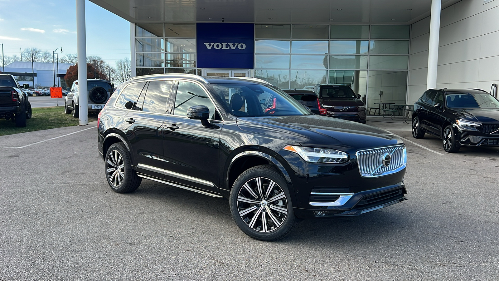 2025 Volvo XC90 B6 Plus 7-Seater 1