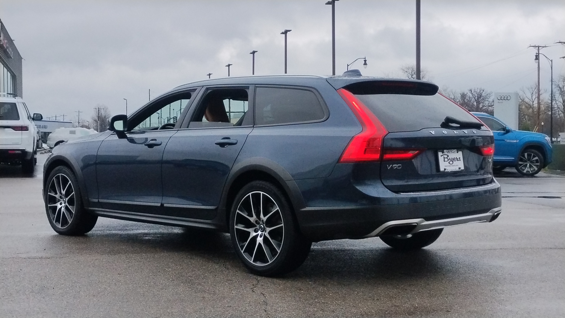 2020 Volvo V90 Cross Country T6 AWD 3