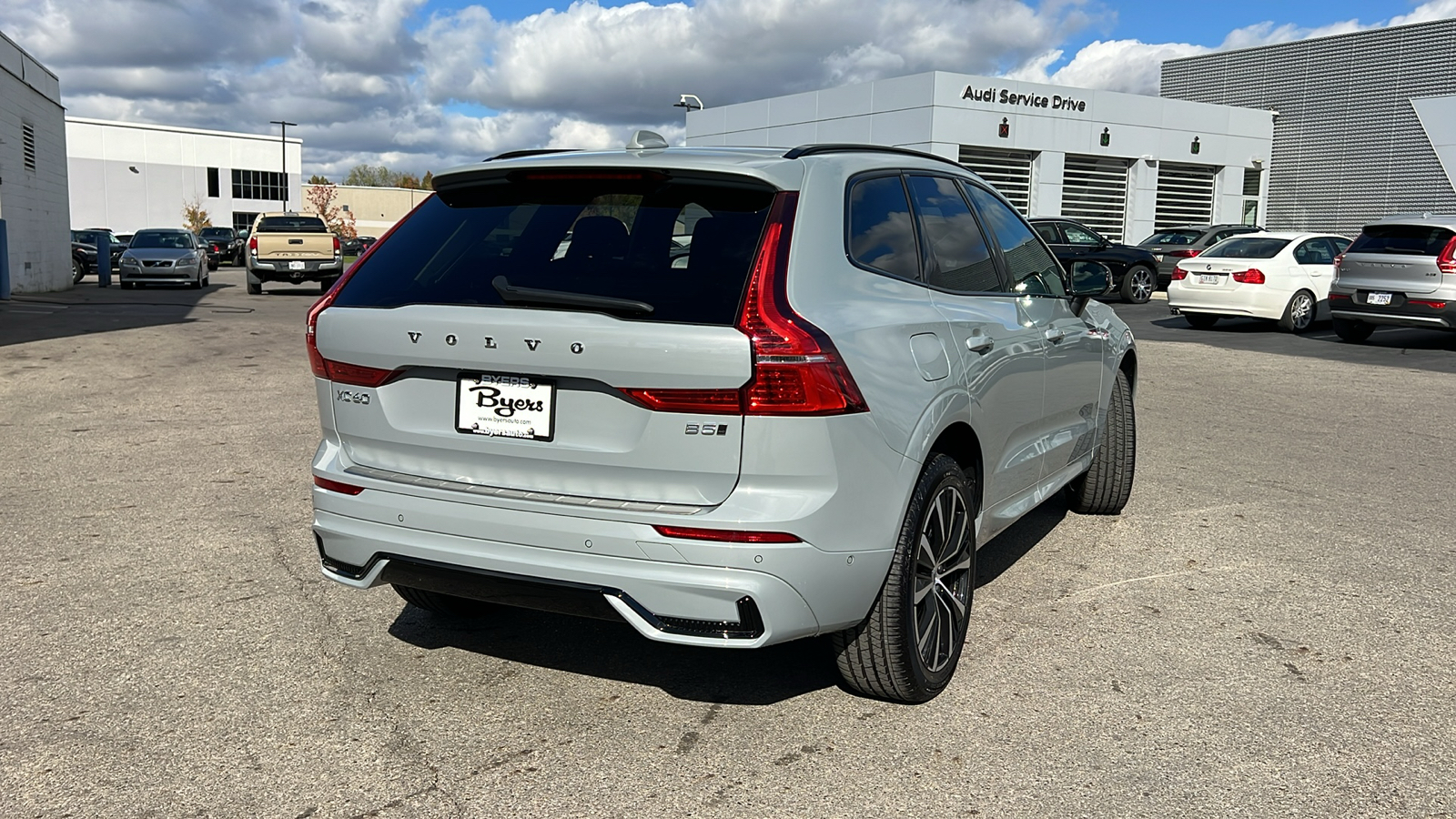 2025 Volvo XC60  3