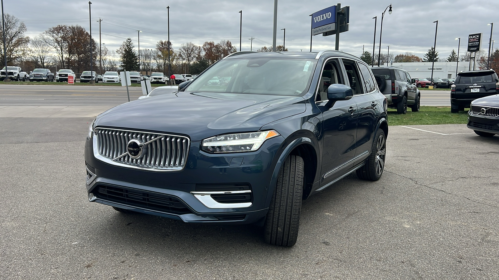 2025 Volvo XC90 Plug-In Hybrid T8 Plus 6