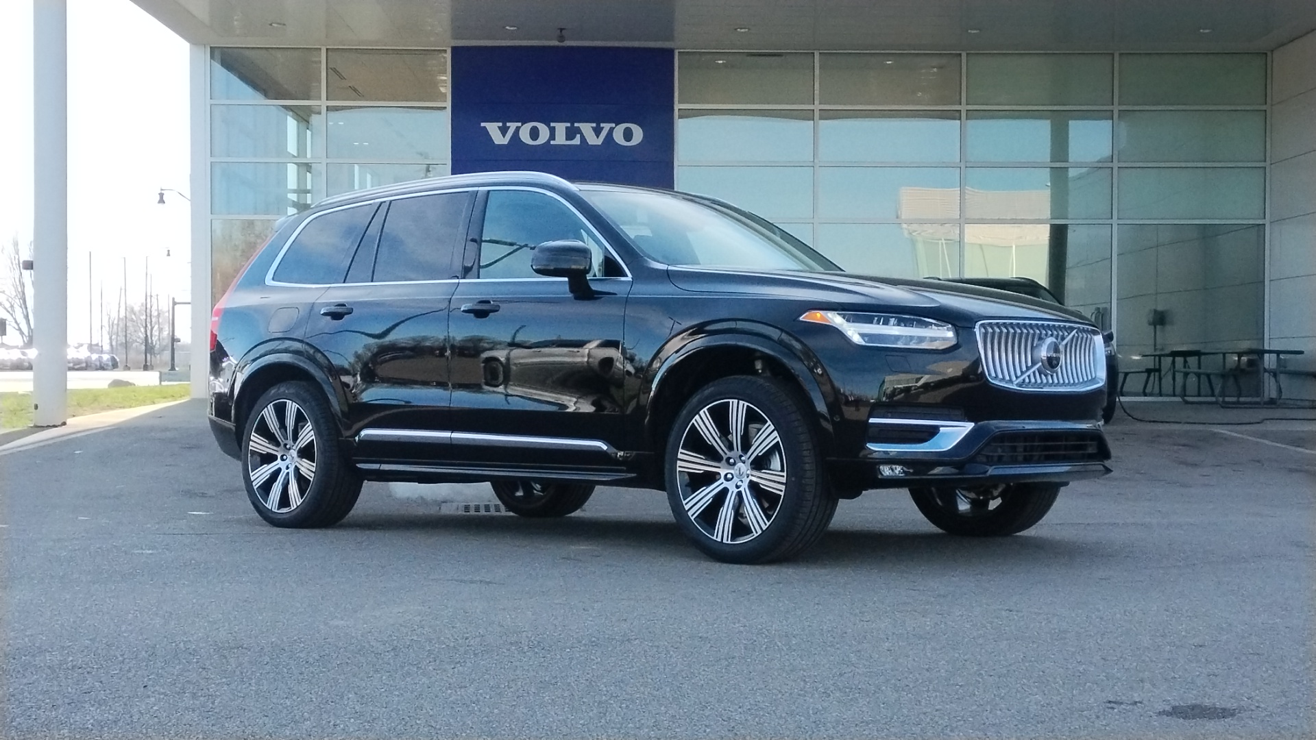 2025 Volvo XC90 B6 Plus 6-Seater 1