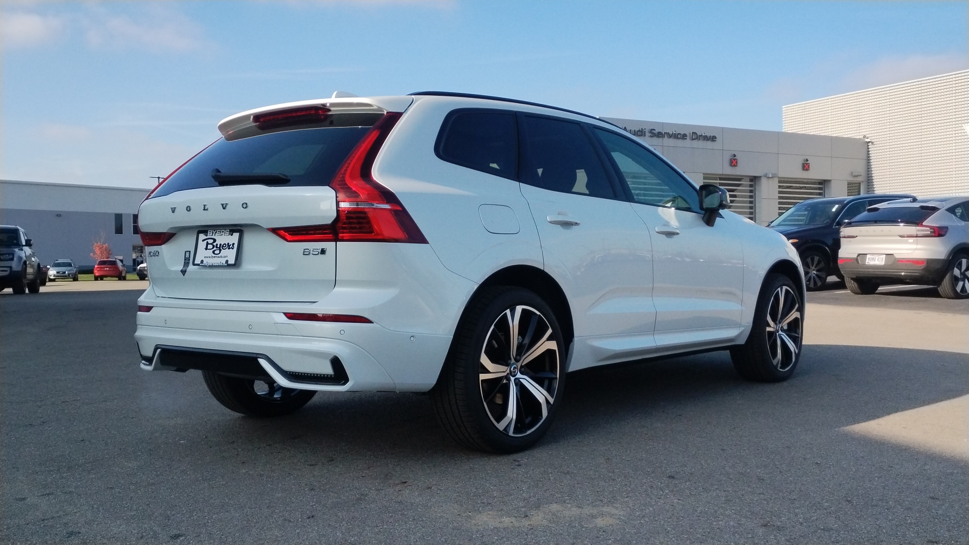 2025 Volvo XC60  3