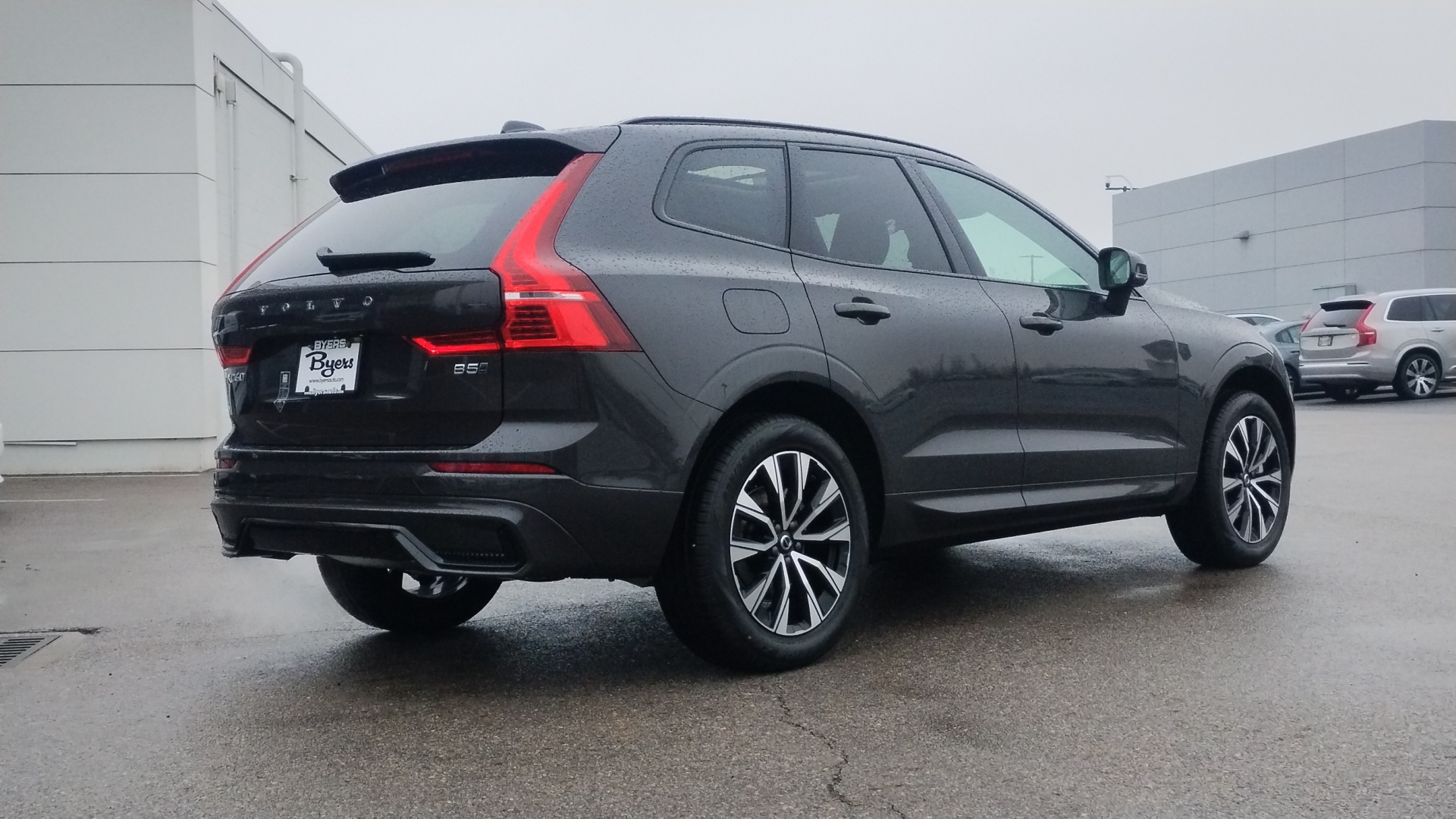 2025 Volvo XC60 B5 Core 3