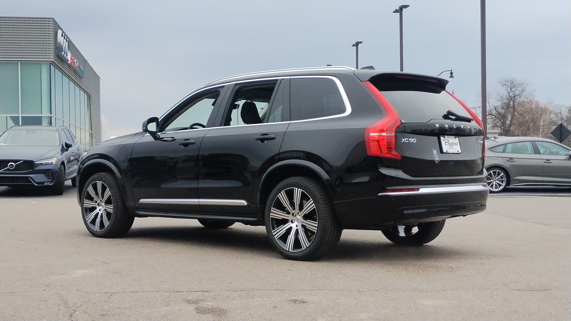 2025 Volvo XC90 Plug-In Hybrid T8 Plus 4