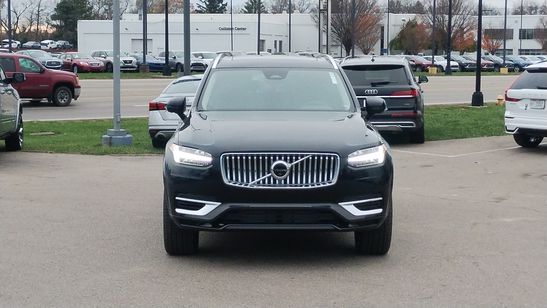 2025 Volvo XC90 Plug-In Hybrid T8 Plus 36