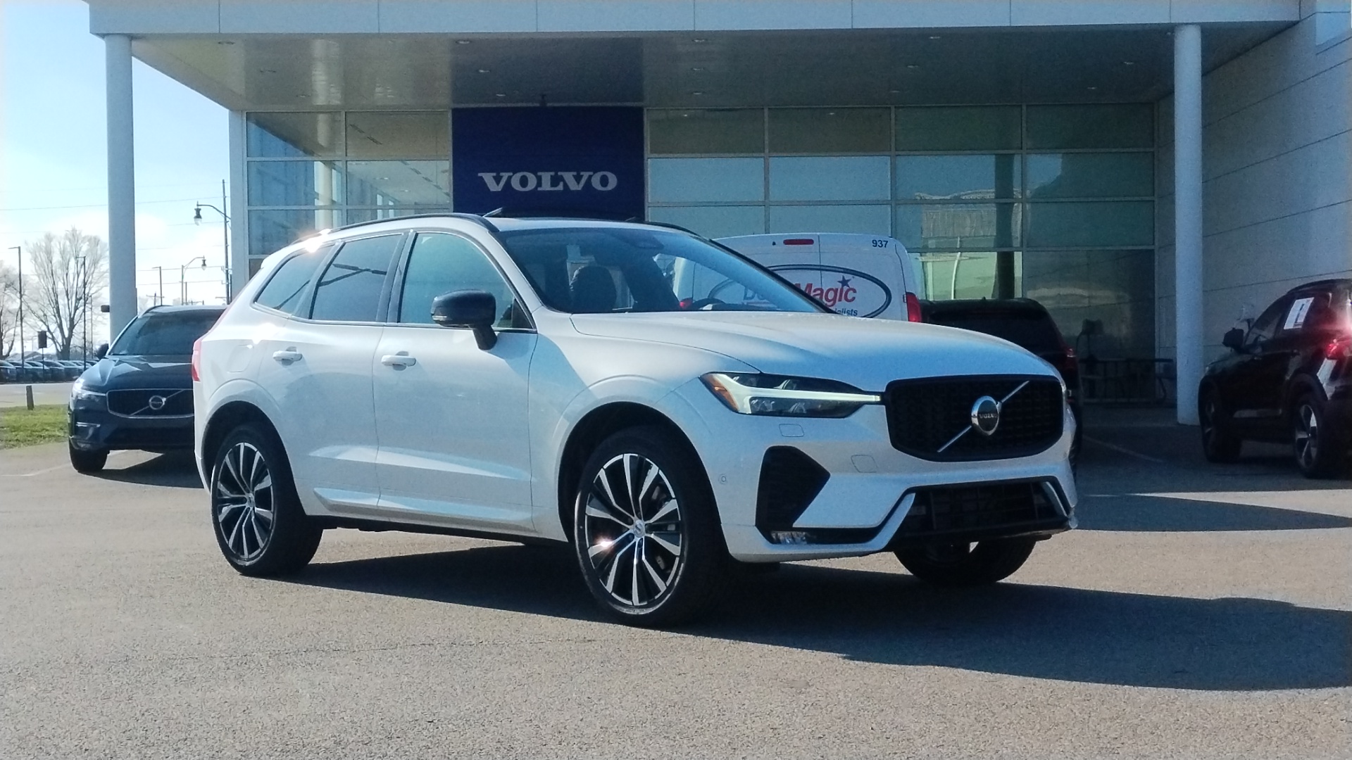 2025 Volvo XC60  1