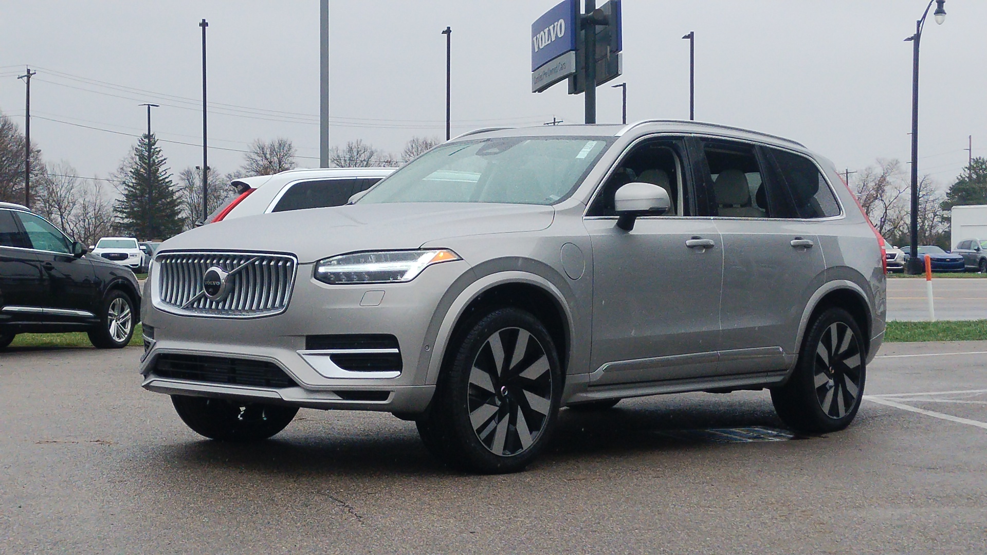 2025 Volvo XC90 Plug-In Hybrid T8 Plus 5