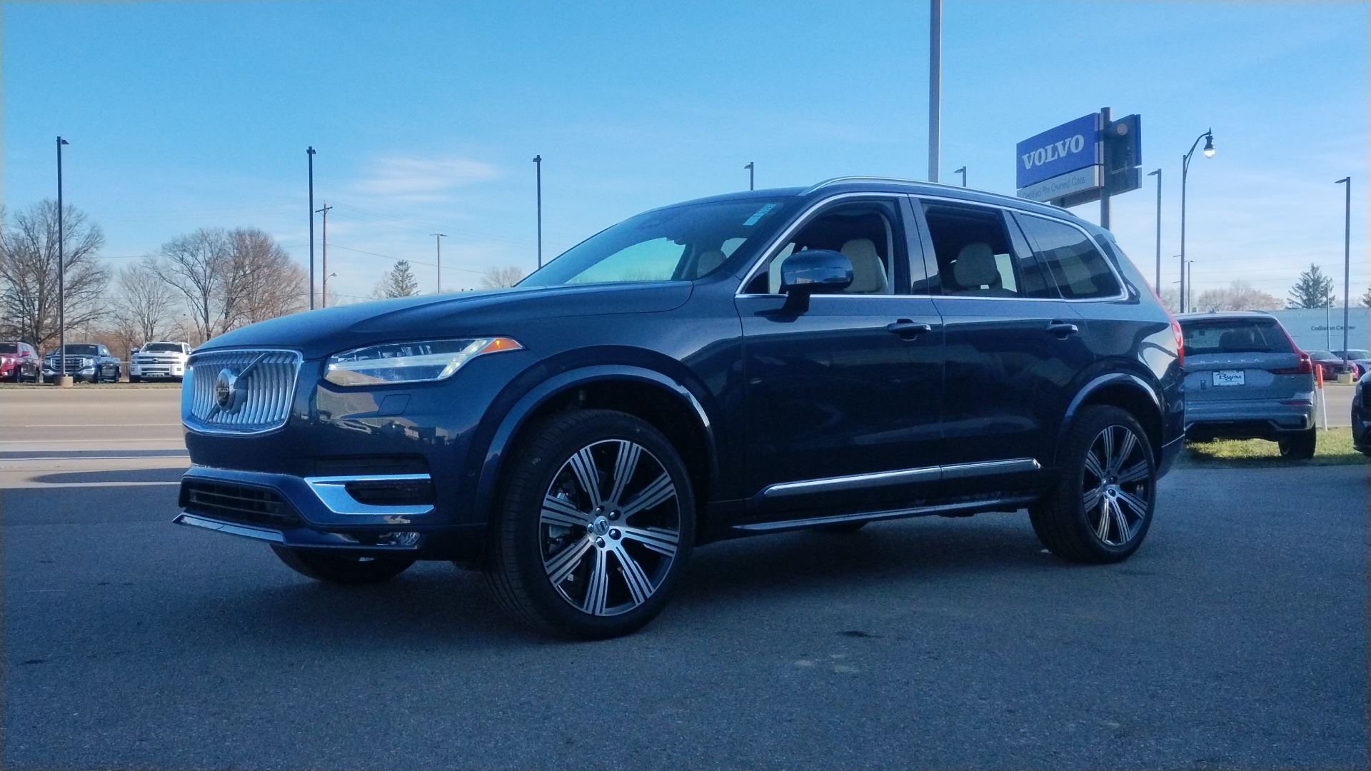 2025 Volvo XC90 B6 Plus 7-Seater 5