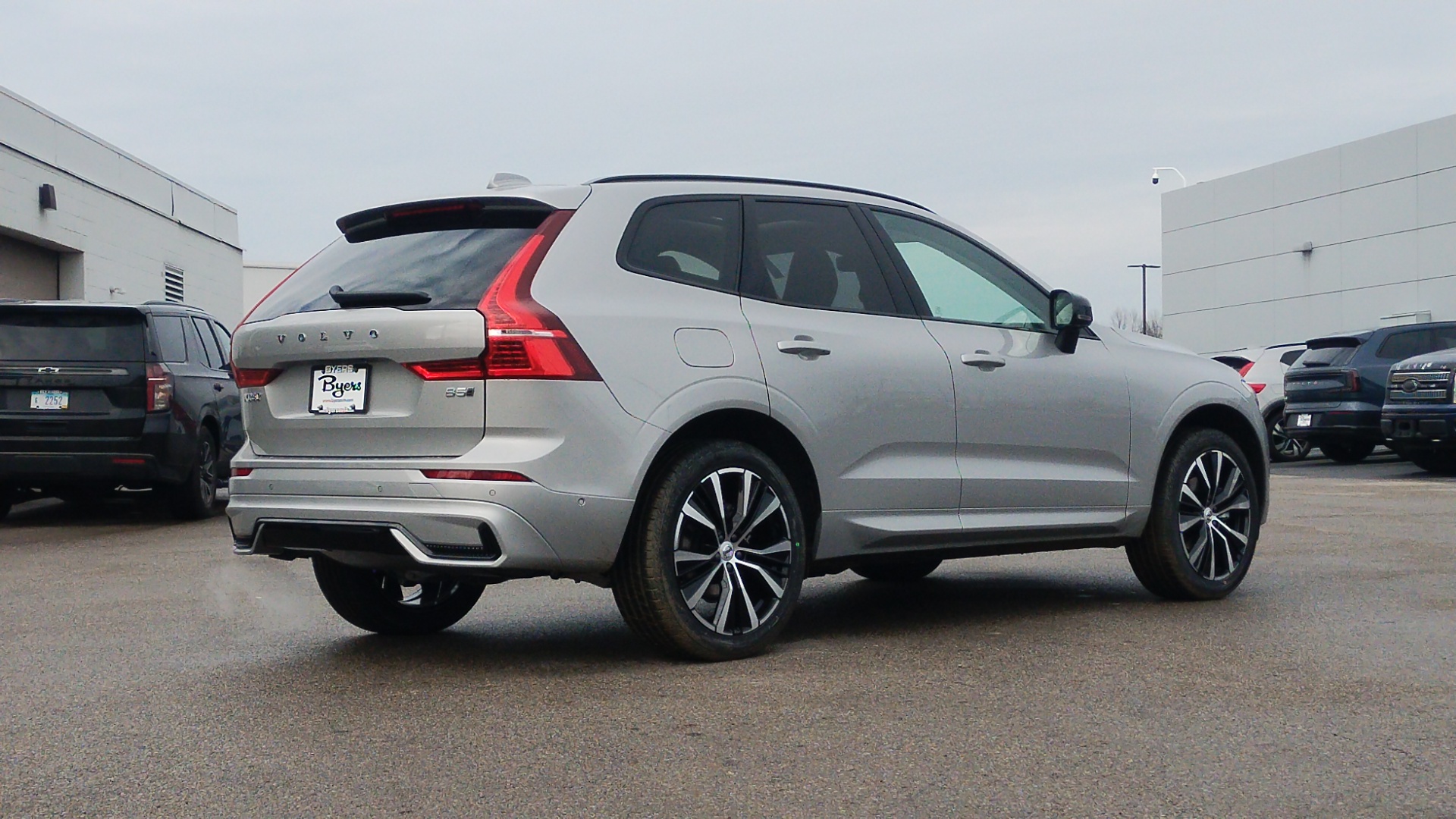 2025 Volvo XC60  3