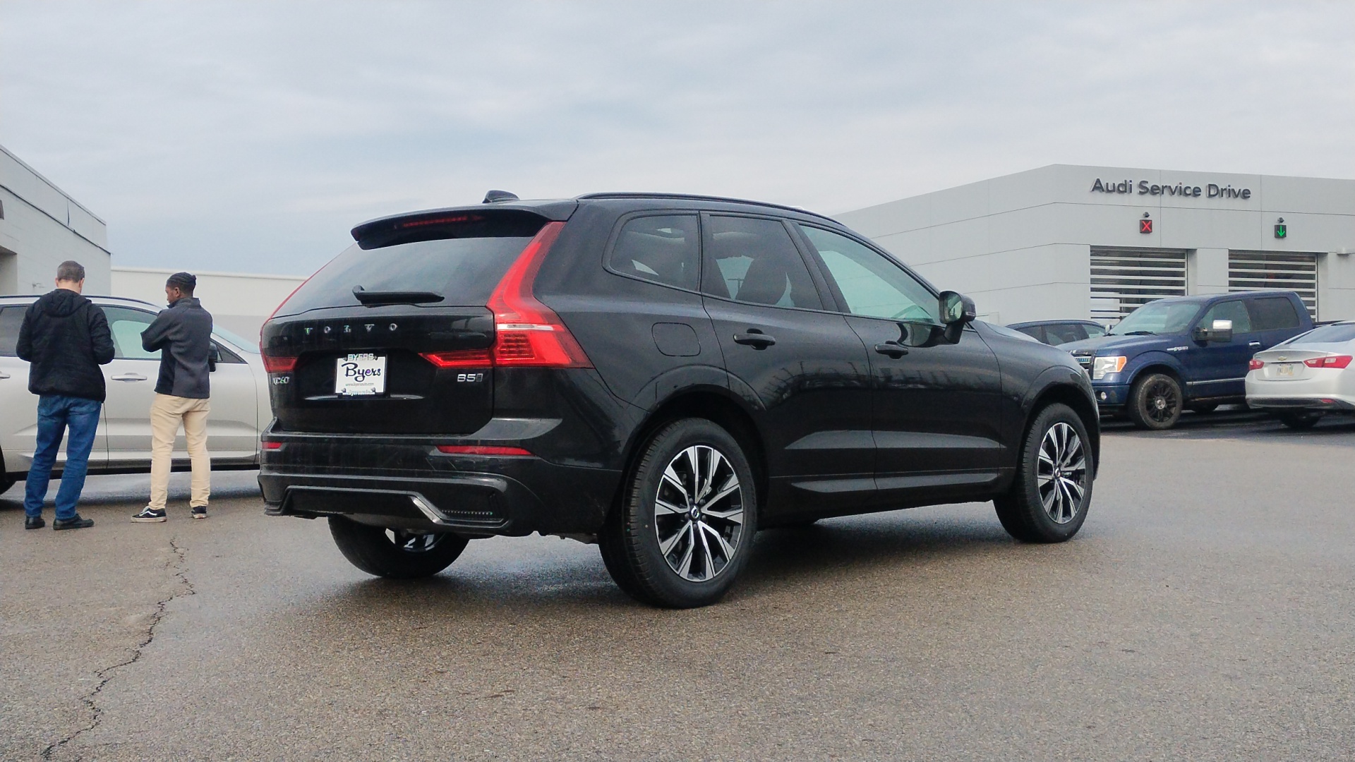 2025 Volvo XC60 B5 Core 3