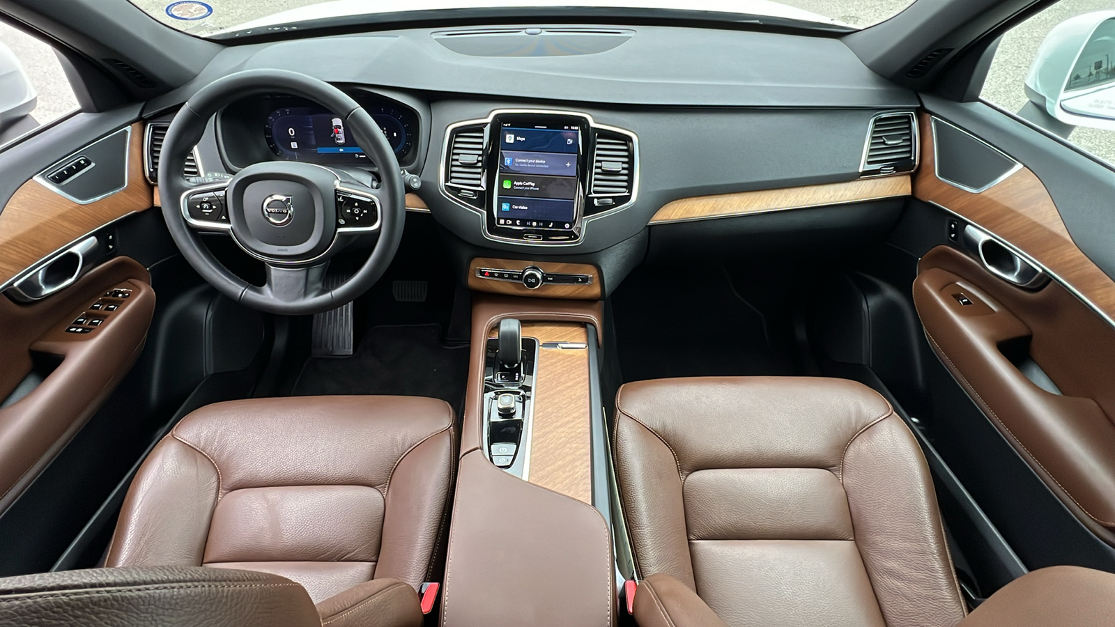 2023 Volvo XC90 B6 Plus 7-Seater 8