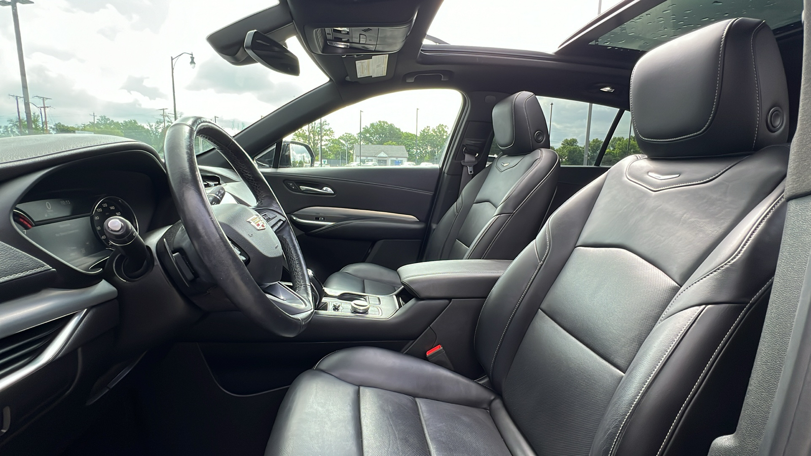 2019 Cadillac XT4 Premium Luxury 25