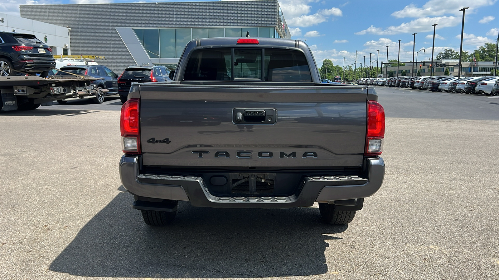 2020 Toyota Tacoma SR 29