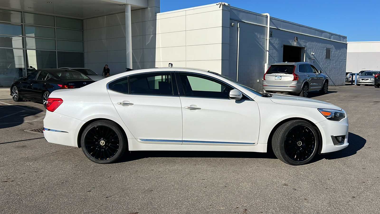 2014 Kia Cadenza Premium 2