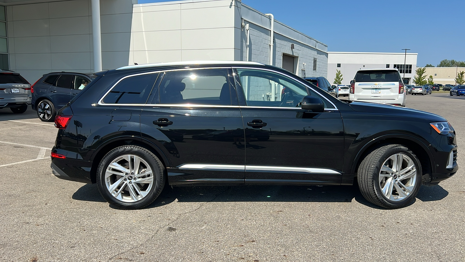 2023 Audi Q7 55 Premium Plus 2