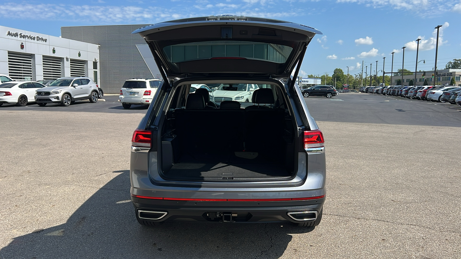 2023 Volkswagen Atlas 3.6L V6 SE w/Technology 36