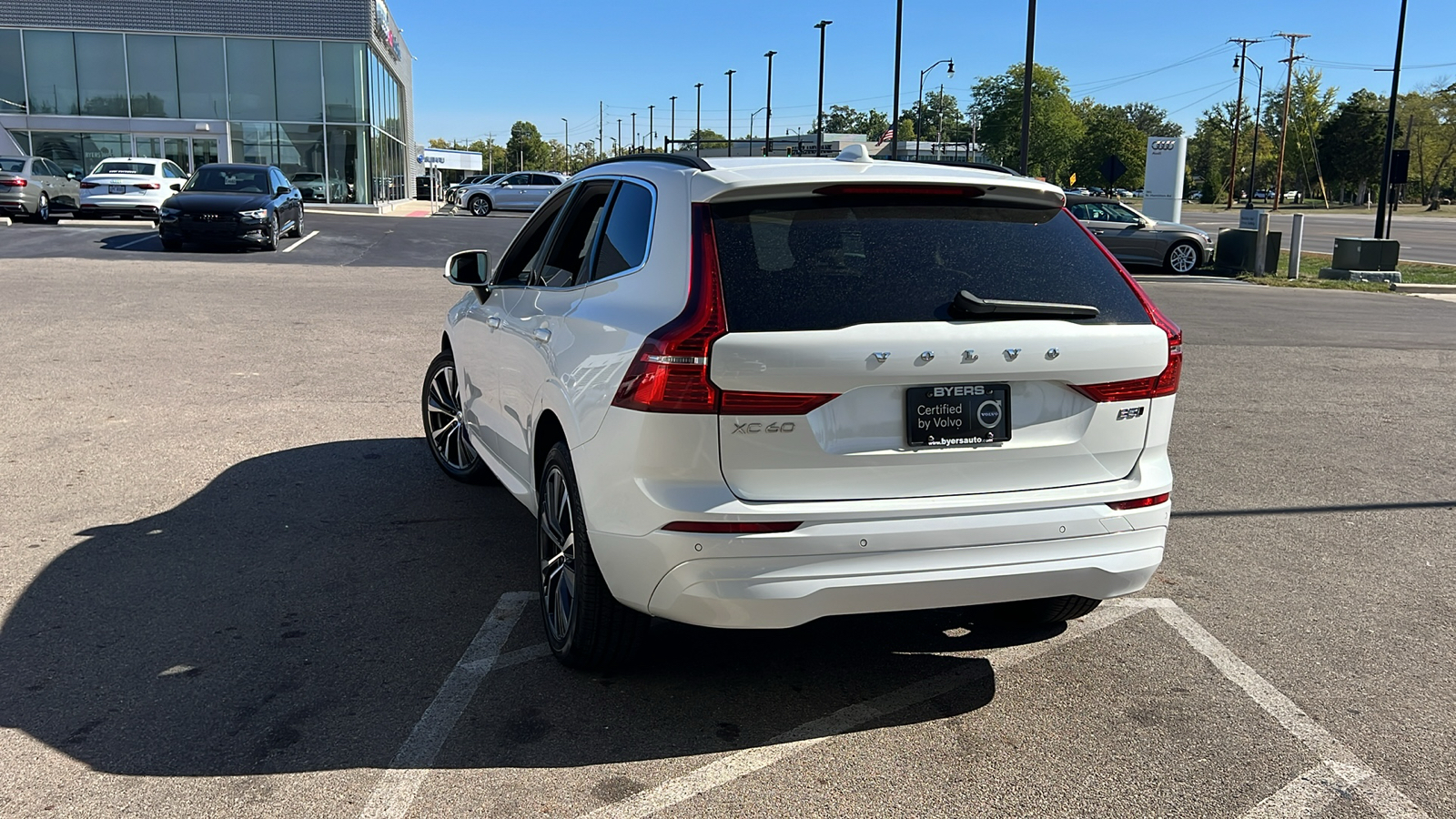 2022 Volvo XC60 B5 Momentum 4