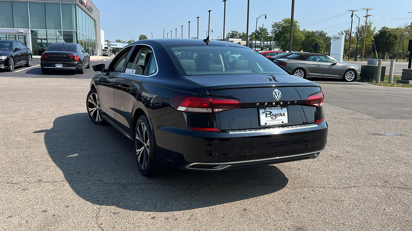 2022 Volkswagen Passat 2.0T SE 4