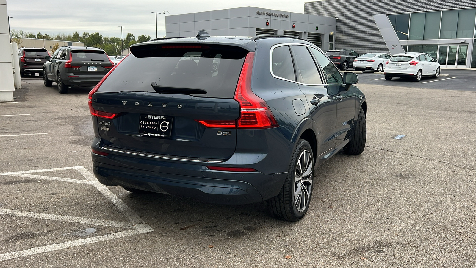 2022 Volvo XC60 B5 Momentum 3