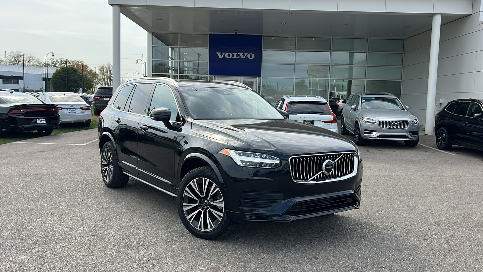 2021 Volvo XC90 T6 Momentum 1