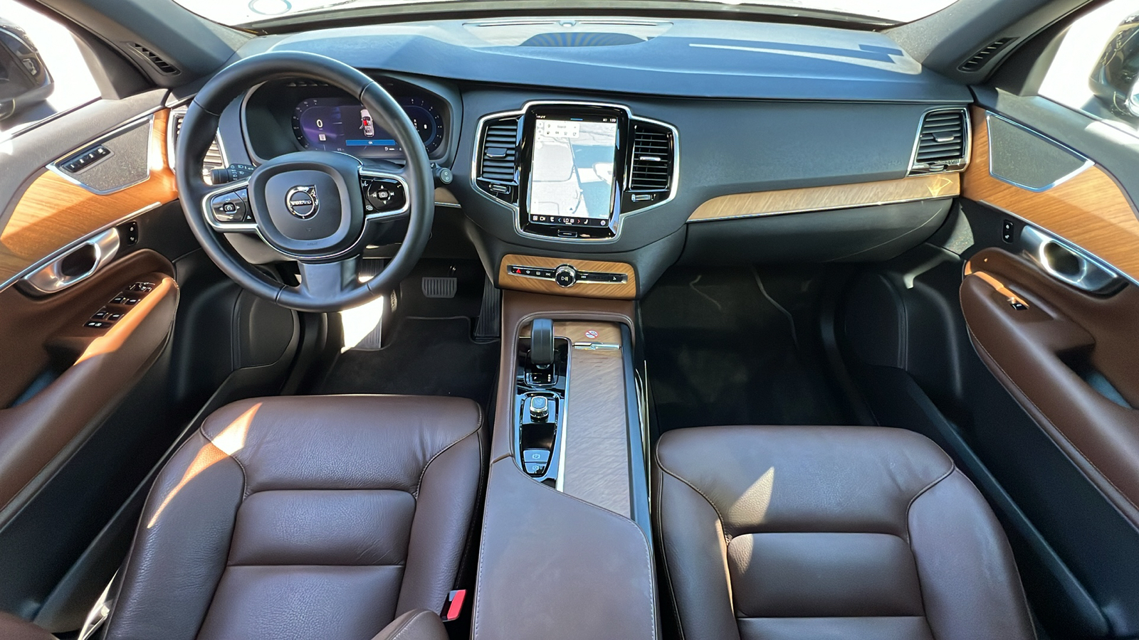 2024 Volvo XC90 B6 Plus Bright Theme 7