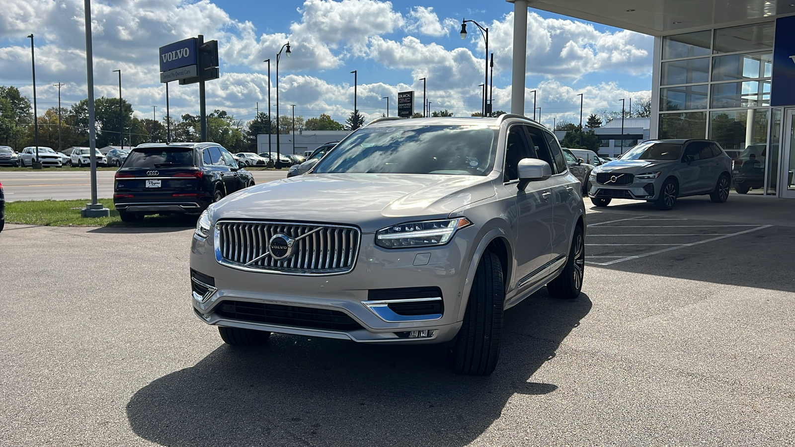 2024 Volvo XC90 B5 Plus 6