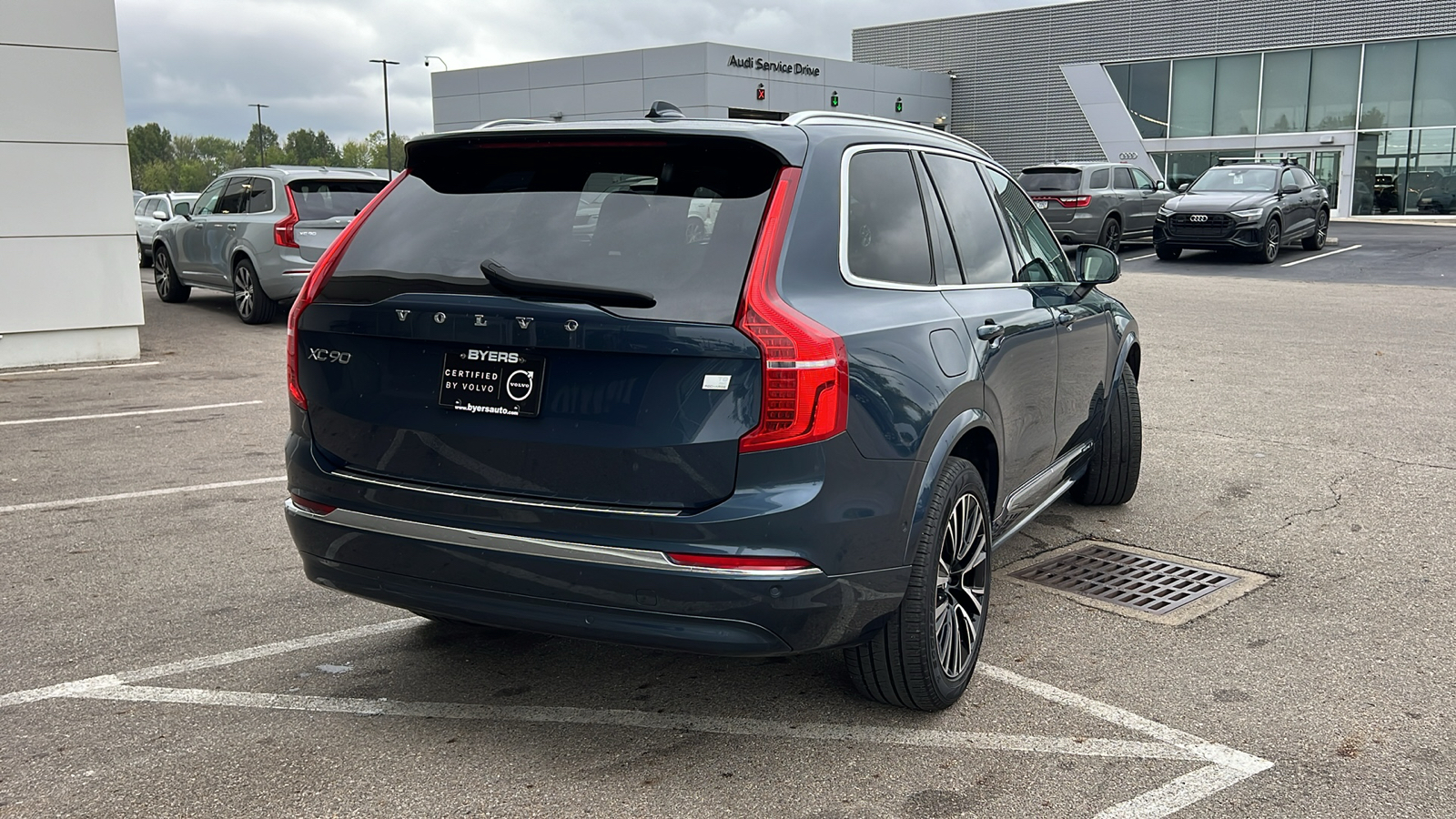 2024 Volvo XC90 Recharge Plug-In Hybrid T8 Plus Bright Theme 7 Passenger 3