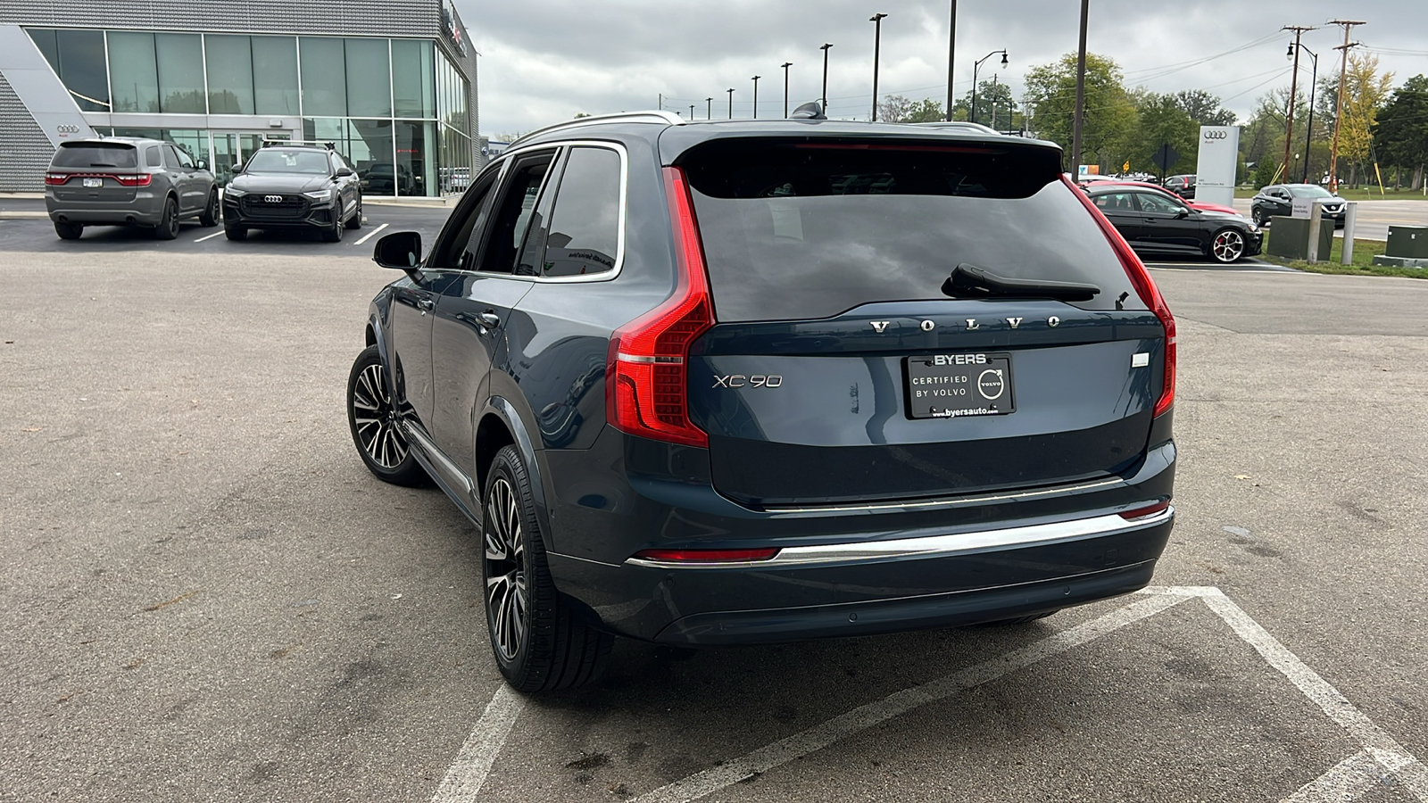 2024 Volvo XC90 Recharge Plug-In Hybrid T8 Plus Bright Theme 7 Passenger 4