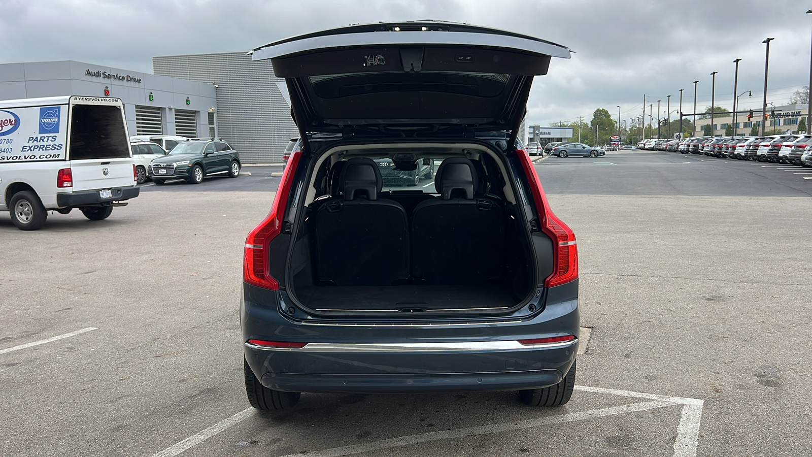 2024 Volvo XC90 Recharge Plug-In Hybrid T8 Plus Bright Theme 7 Passenger 31