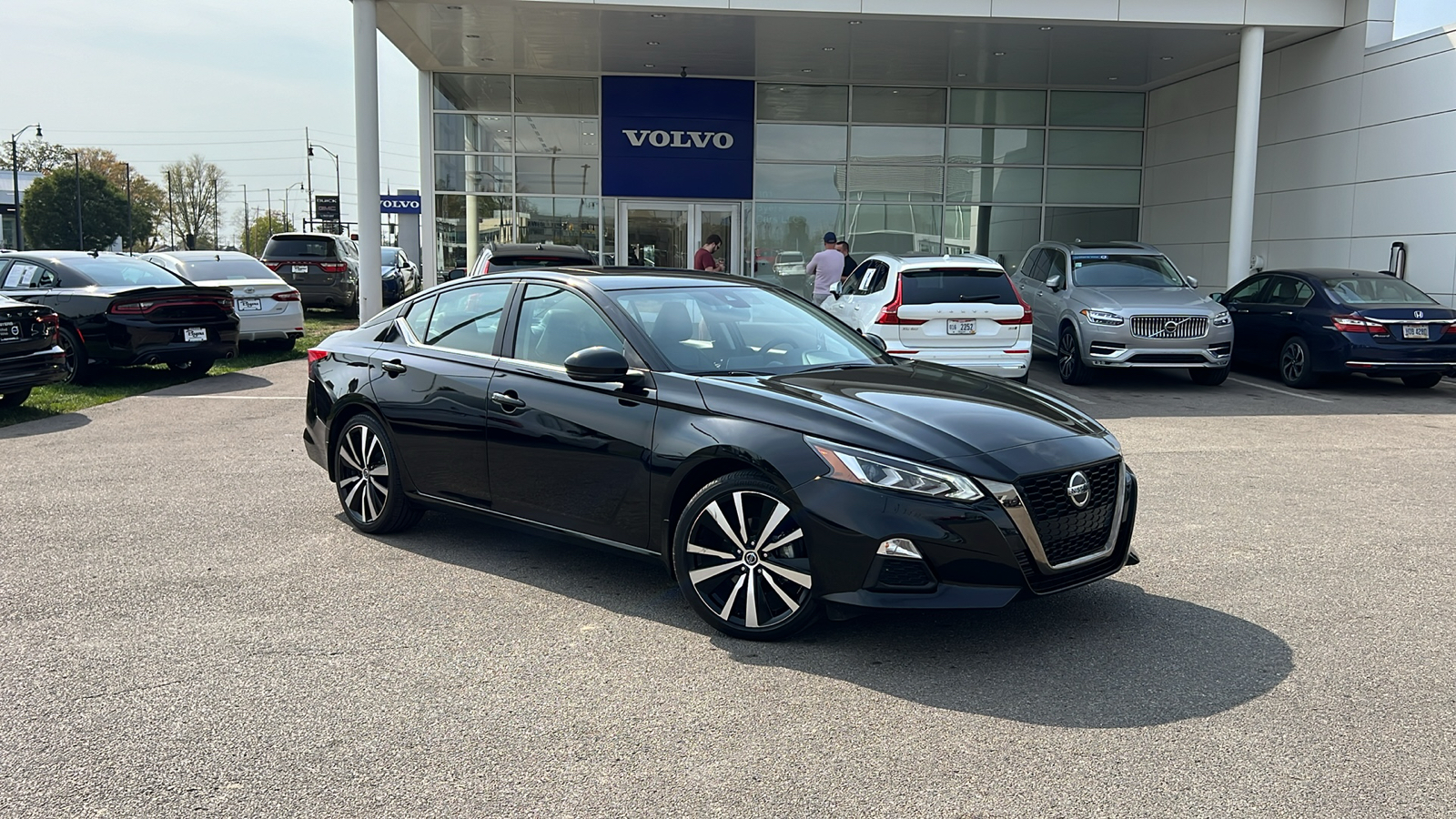 2022 Nissan Altima 2.0 SR 1