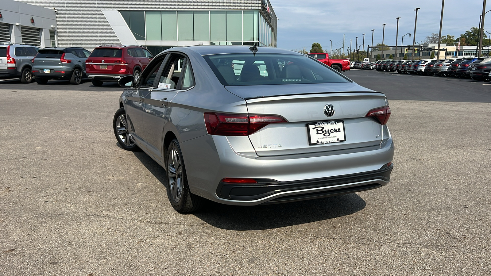 2023 Volkswagen Jetta 1.5T SE 4