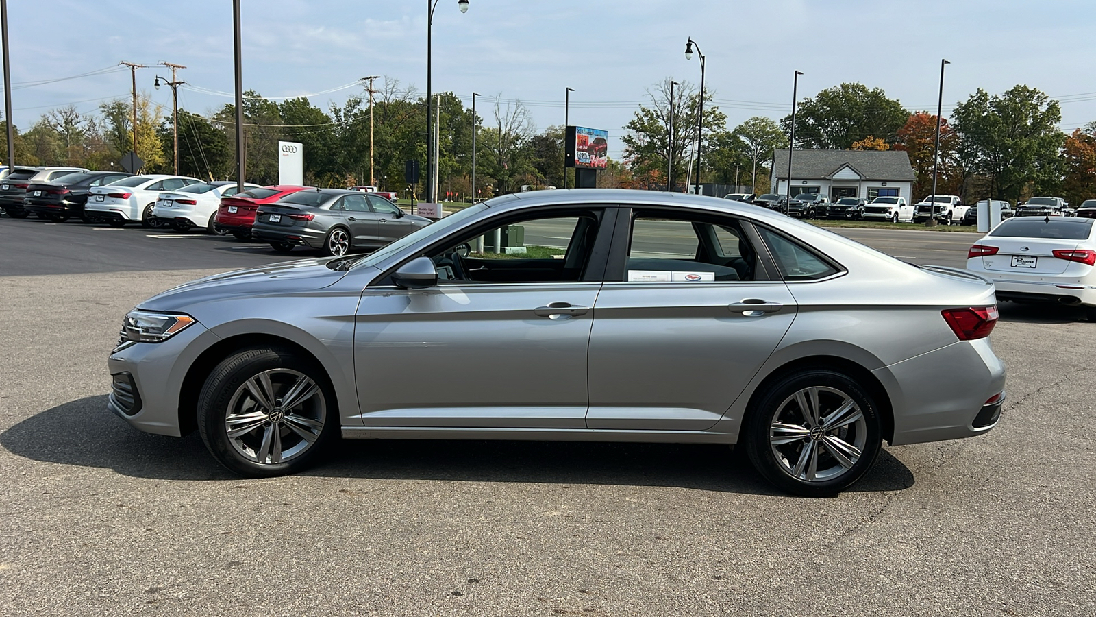 2023 Volkswagen Jetta 1.5T SE 5