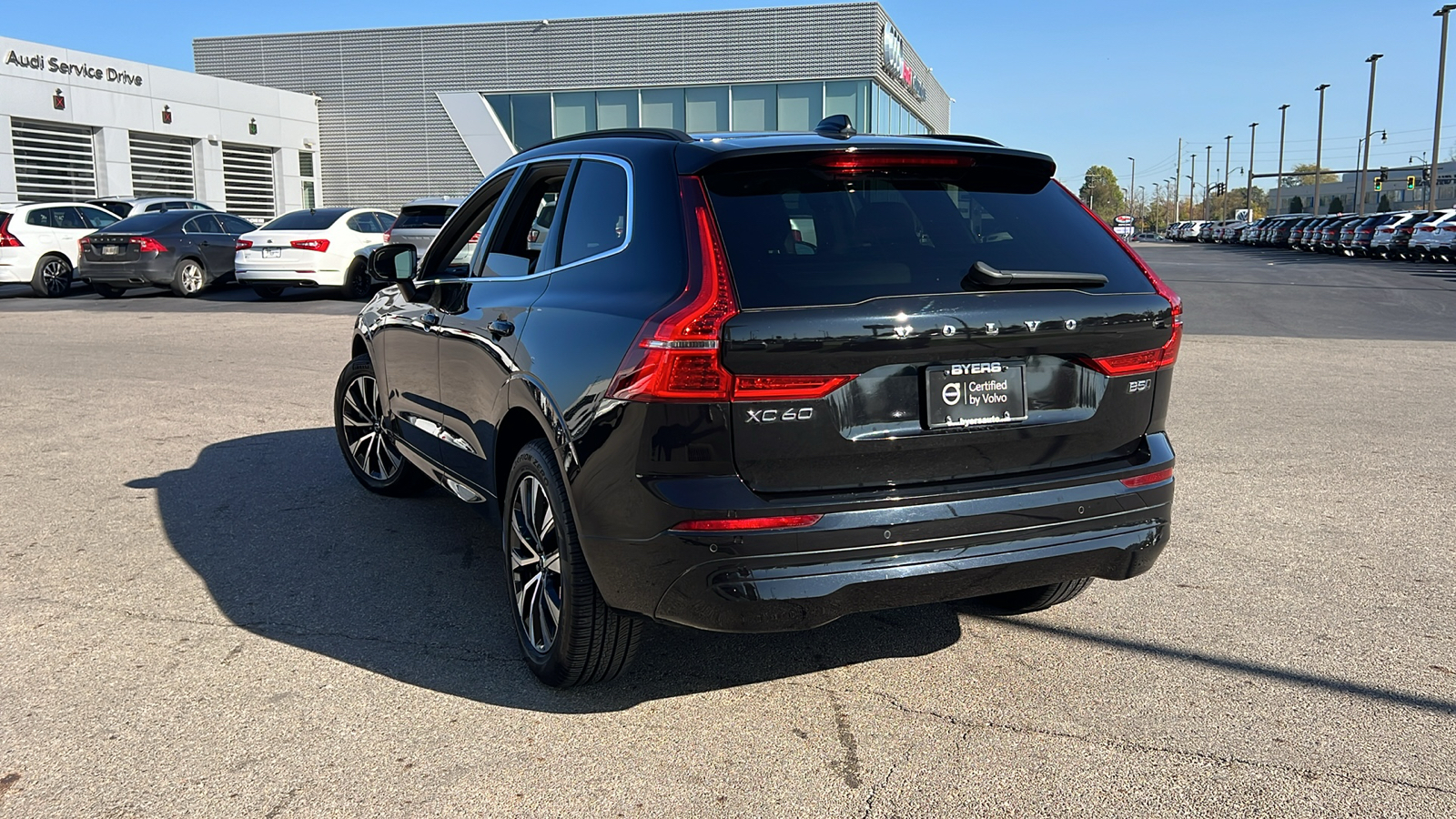 2023 Volvo XC60 B5 Core 4