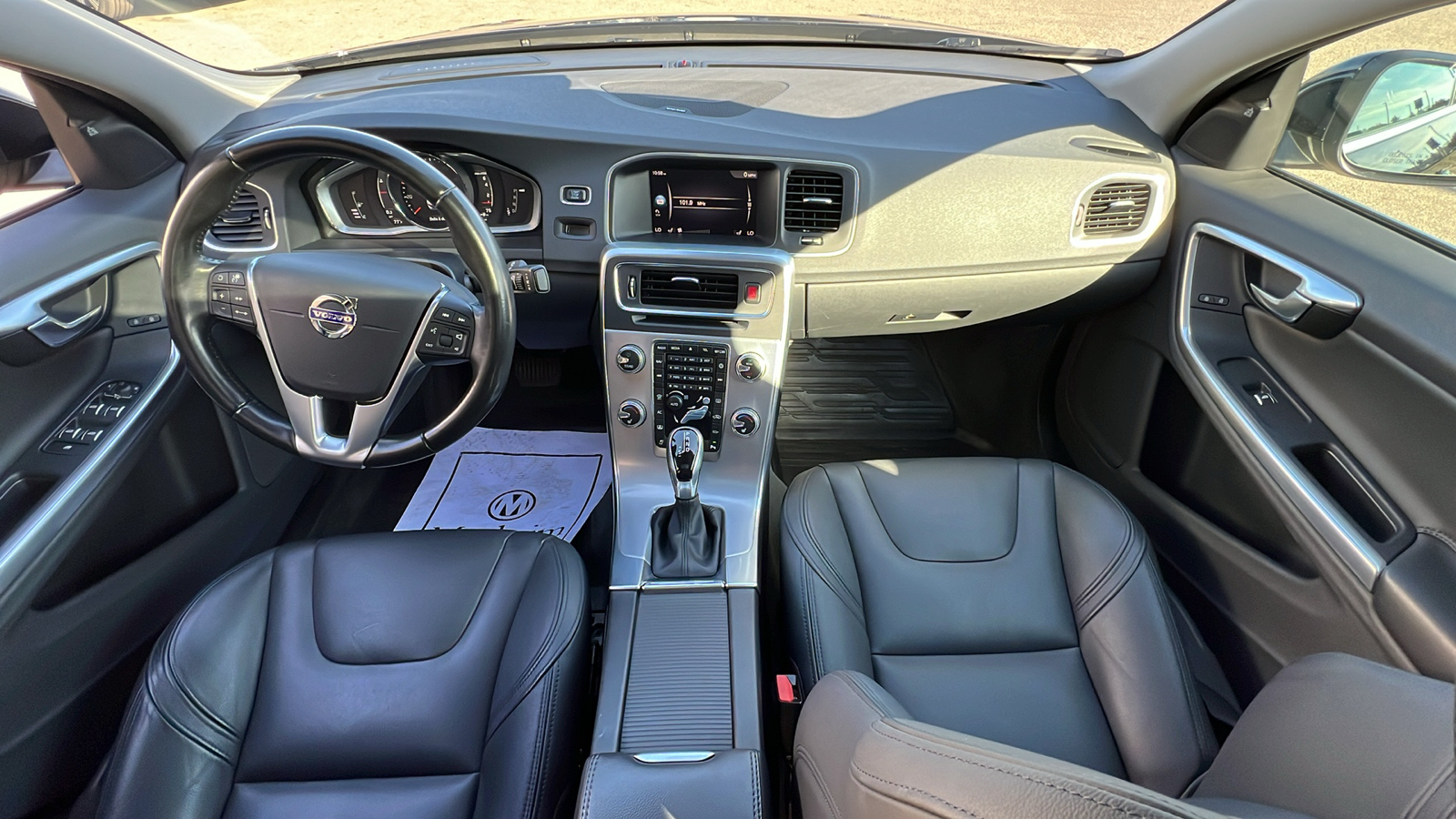 2018 Volvo S60 Inscription T5 Platinum 6