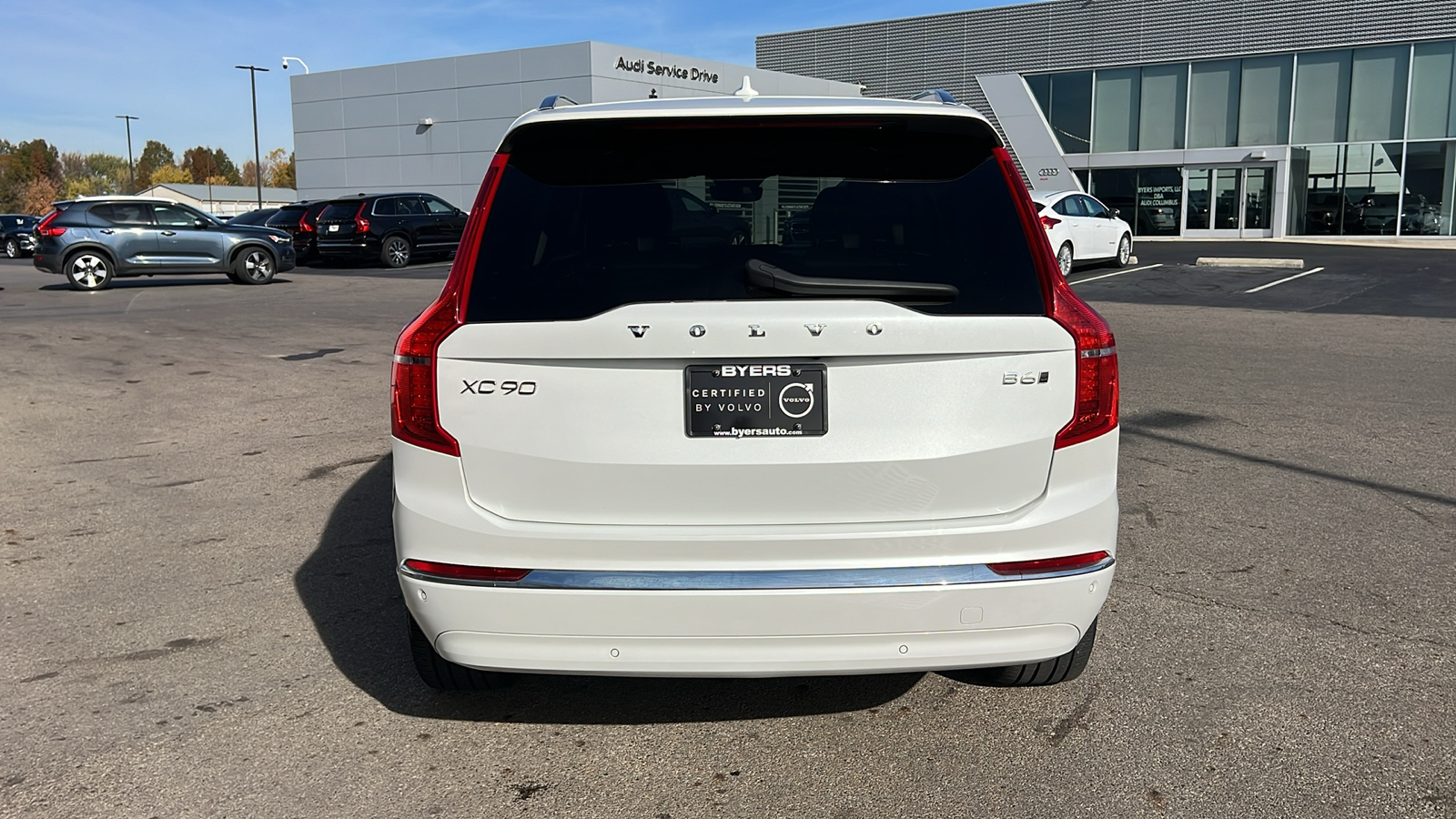 2024 Volvo XC90 B6 Plus Bright Theme 32