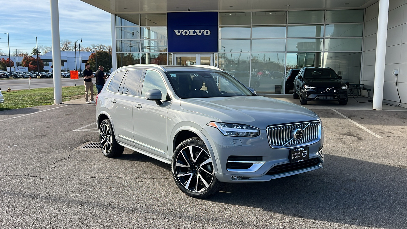 2024 Volvo XC90 B5 Plus 1