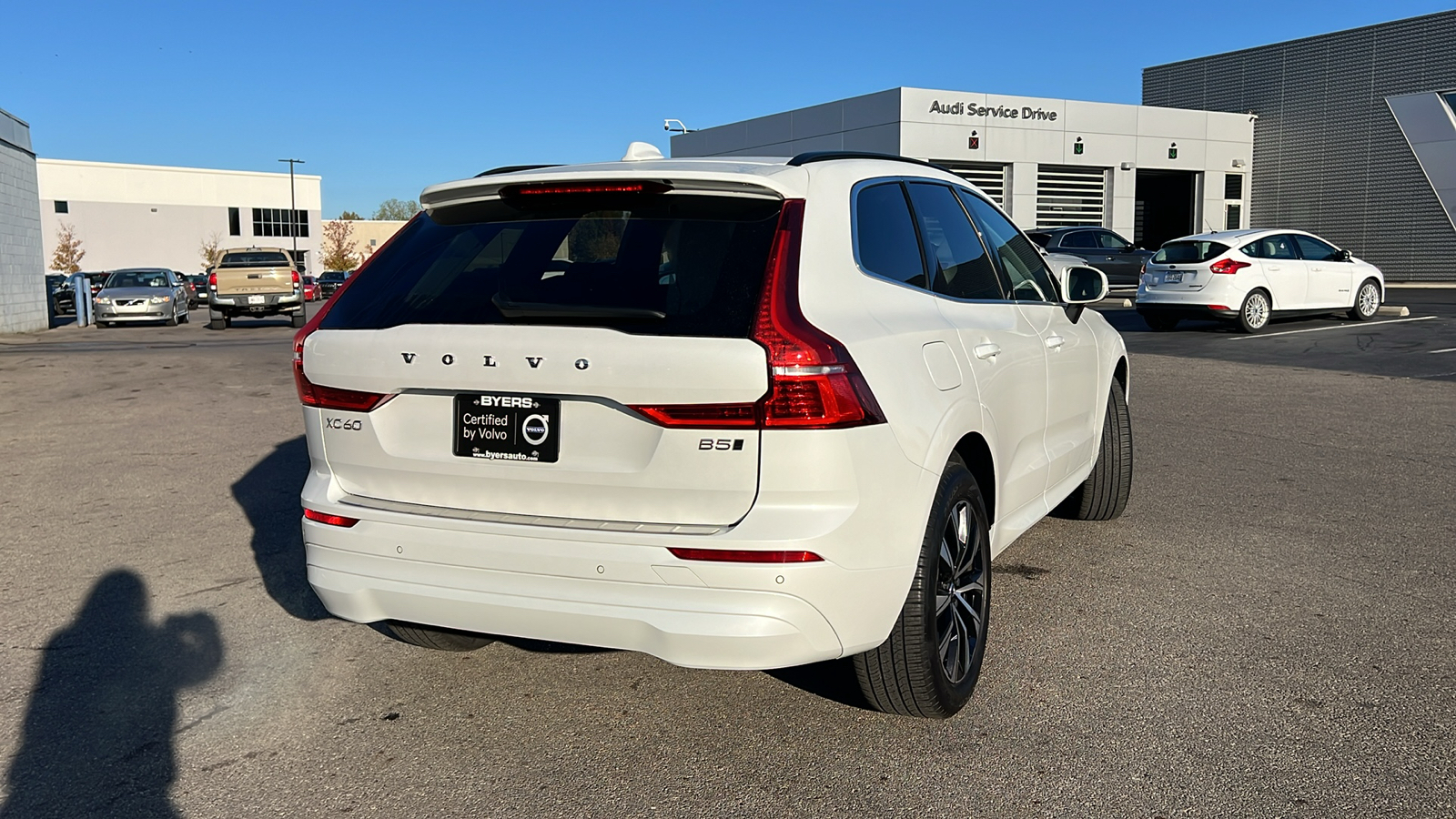 2023 Volvo XC60 B5 Core 3